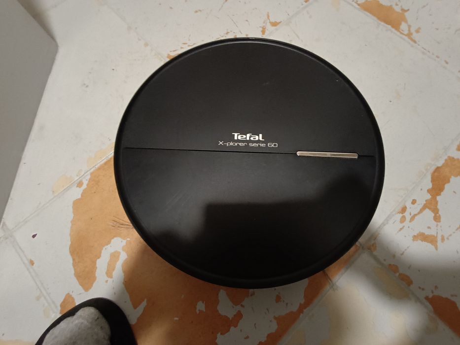 Robot sprzątający z funkcją mycia Tefal