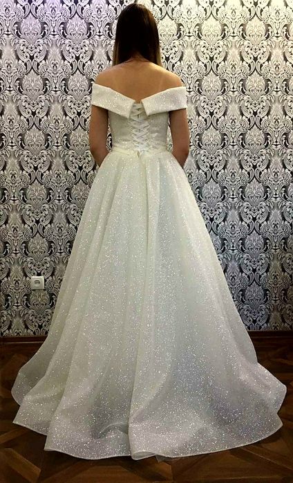 Вечірня/випускна сукня, нова.