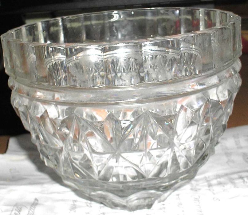 подарункова кришталева ваза