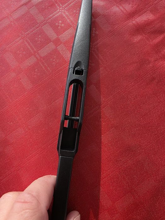 Vendo escovas para carro novas