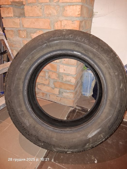 Продам літні шини 225 60  r16