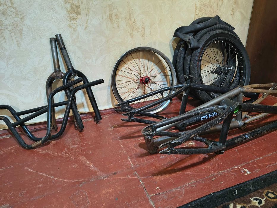 Запчасти на велосипед BMX