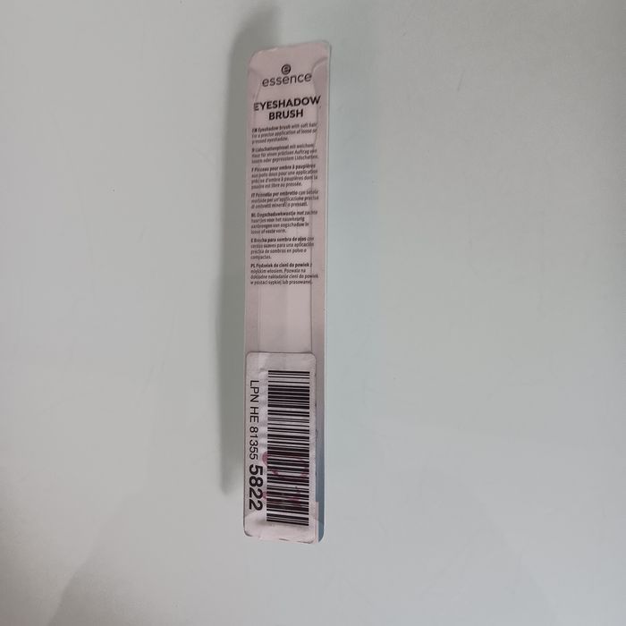 Pędzel do makijażu essence