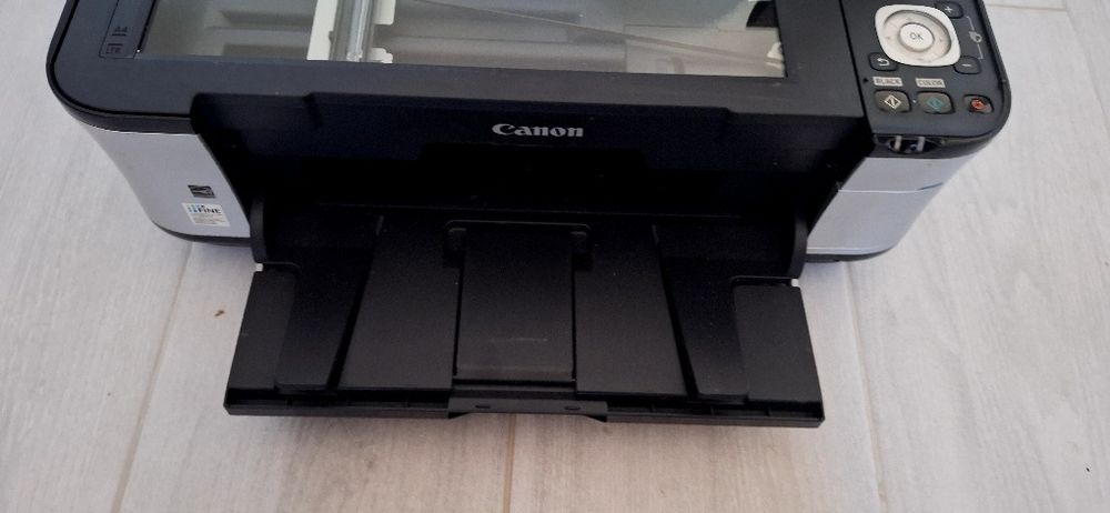 Impressora Canon Pixma MP550 para peças/reparação