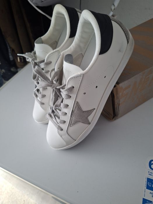 Tenis como novos