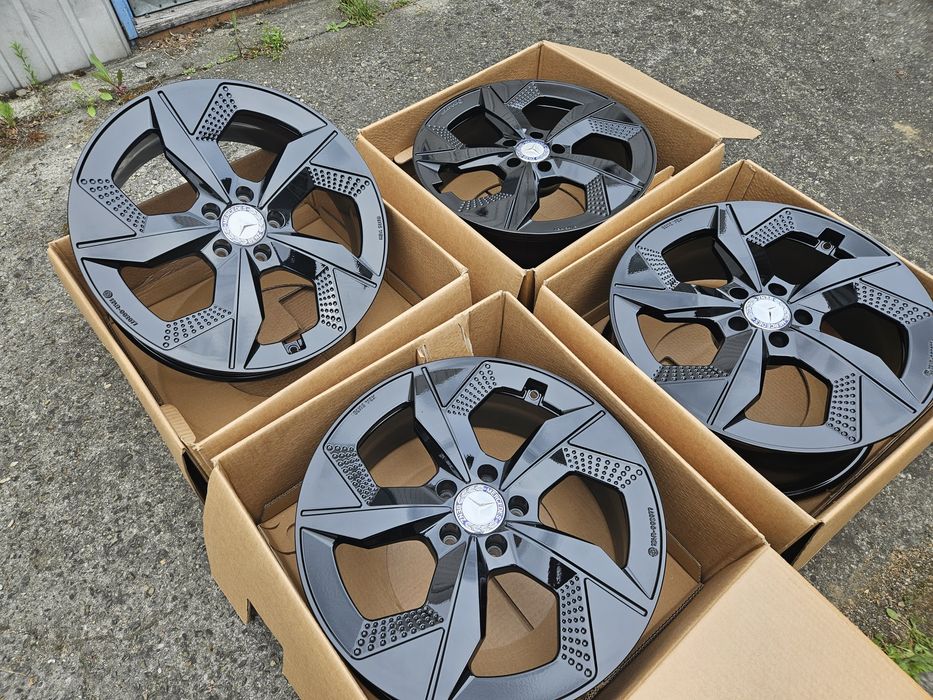 Felgi aluminiowe 5x112 7.5j et 32 66.6 19" mercedes glc nowe.
