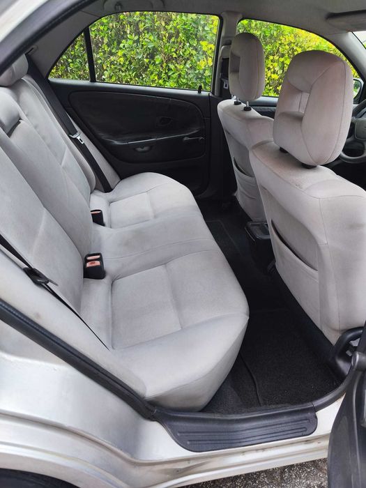 Mitsubishi Carisma 1.3 Sedan GPL/Gasolina – 1.500 € Negociáveis