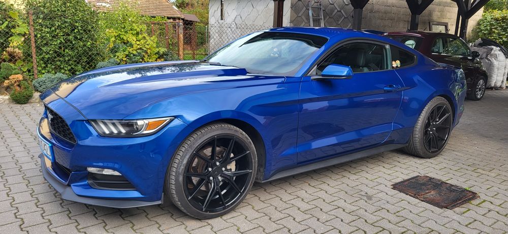 Mustang 3.7,  BDB stan, Android