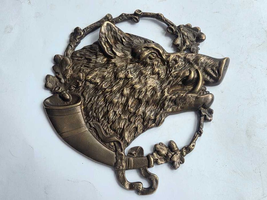 Duża plakieta myśliwska dzik, mosiężna (18 cm)