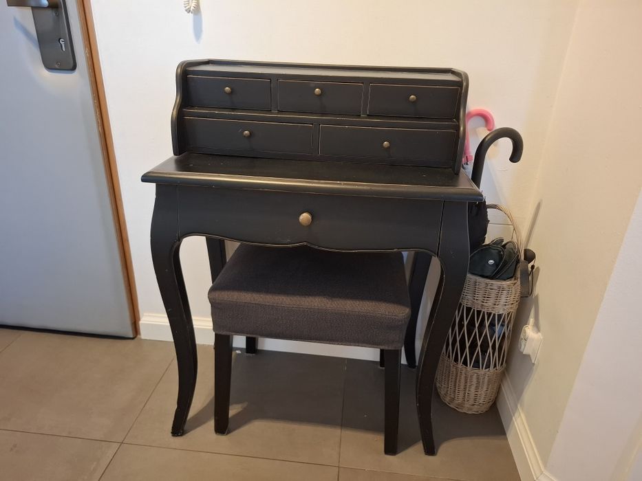 Toaletka, sekretarzyk