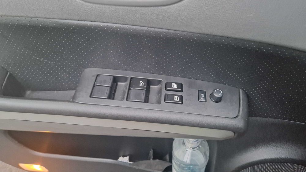 Sprzedam samochód marki Nissan x-trail t 31