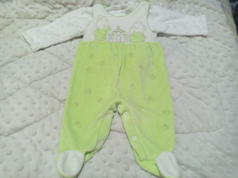 Conjuntos e fatinhos de bebe 0-3 meses