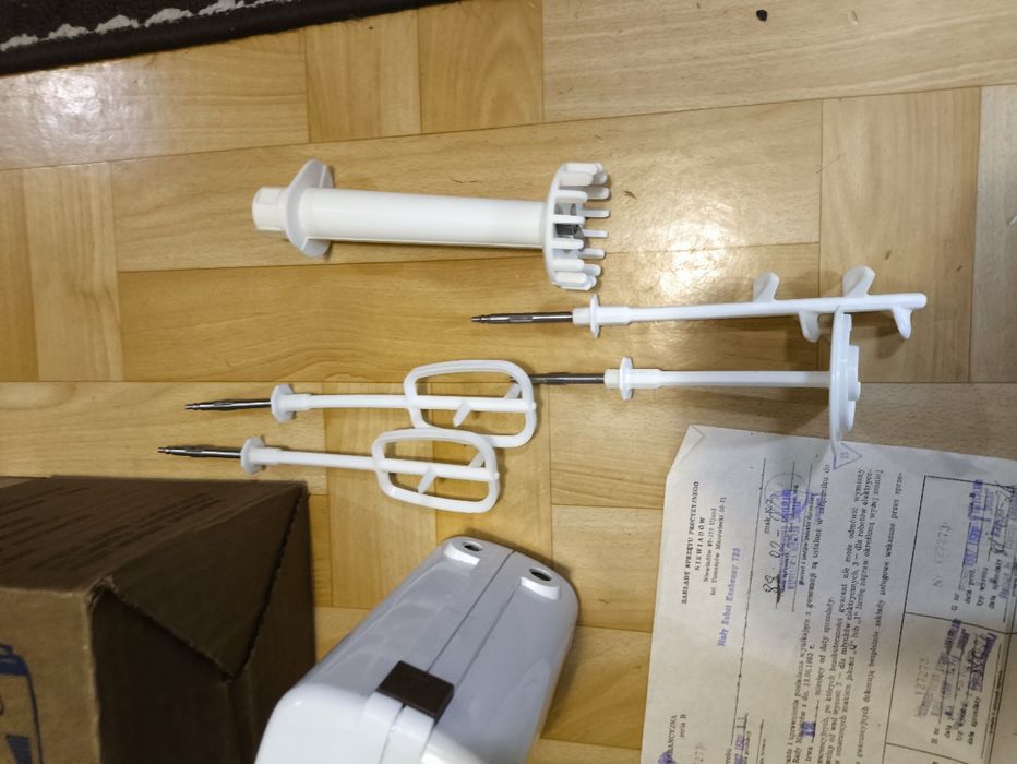 Hit PRL  Robot PREDOM Typ 720

Robot PREDOM Typ 720 wraz