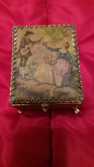 Antigo Porta Joias Em Metal E Tecido