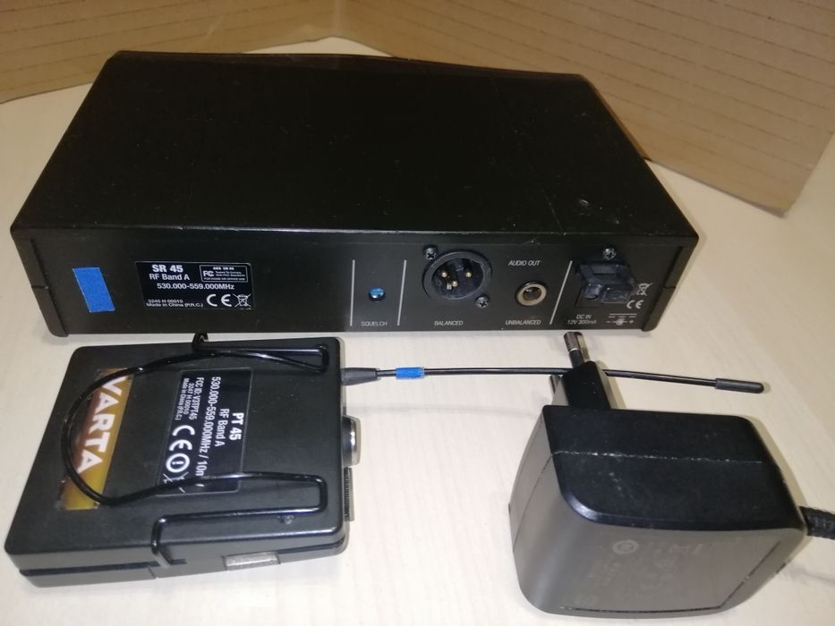 Радіосистема AKG Perception wireless 45 - інструментальна з бодіпаком