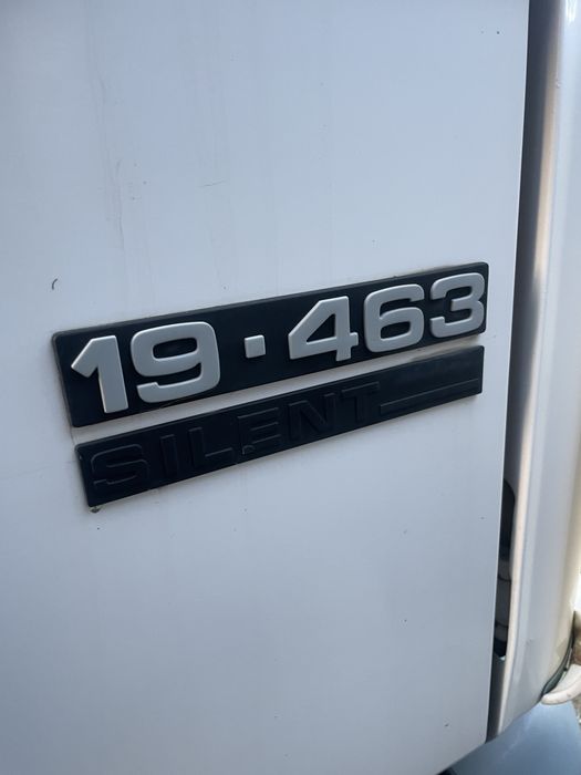 Вантажне авто MAN 19.463