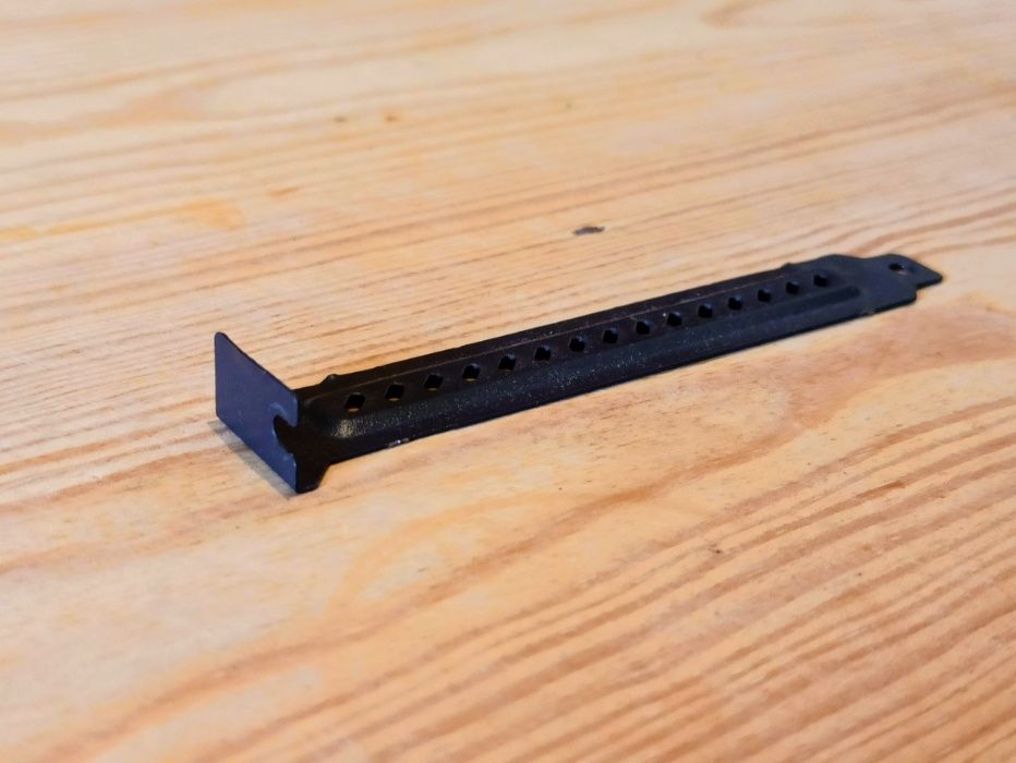 Tampa / Cover for PCI/PCIe Slot (Metal)64297481736321122