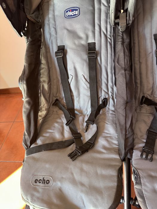 Carrinho de gémeos da chico