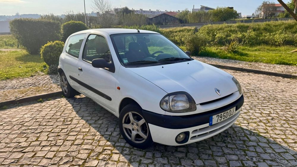 Renault Clio 1.9 D