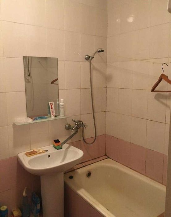 Продам 1-к. квартиру 45,3 кв.м. р Робоча вул. Національної Гвардії  AK