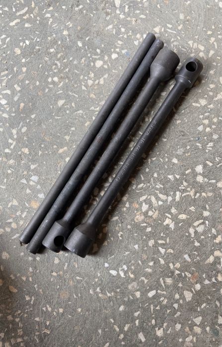 Крюк Ключ буксировочний Mercedes Sprinter Iveco