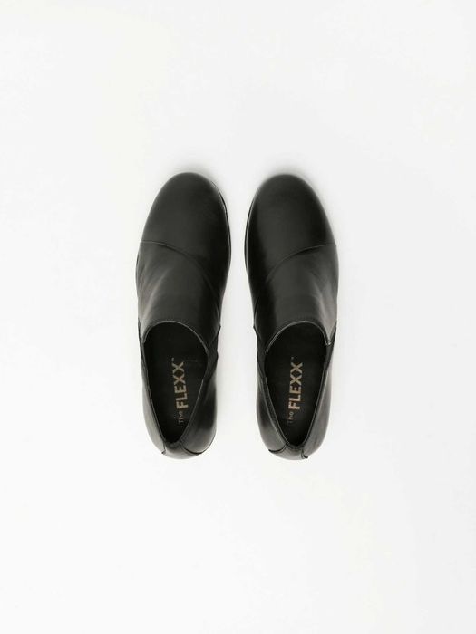 Sapatos The Flexx NOVOS - Conforto: Sola Flexível p/ Movimentos Livres