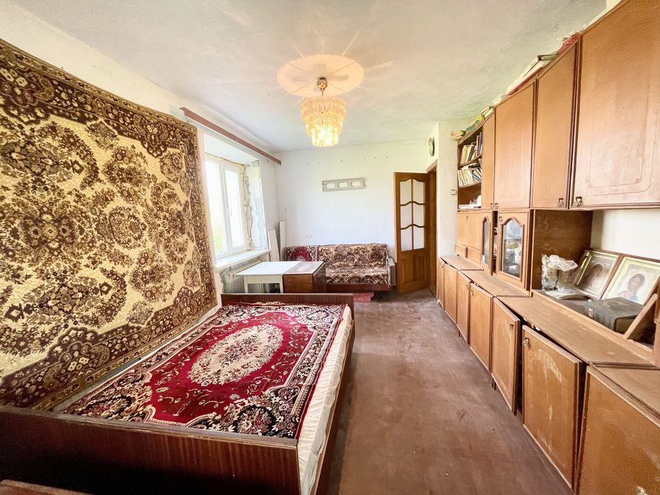 Продам двокімнатну квартиру. Автономне опалення.