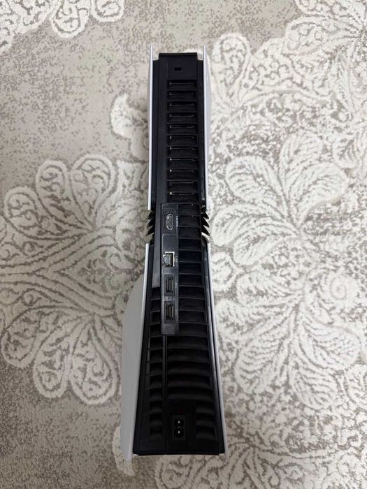 Продам Sony PlayStation 5 Pro 2т