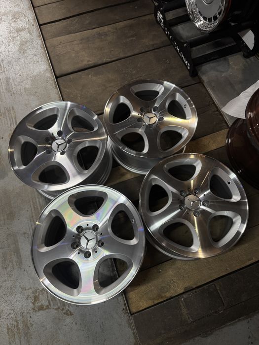 диски r17 5x112 ET37 8j ЦО66.6 brabus