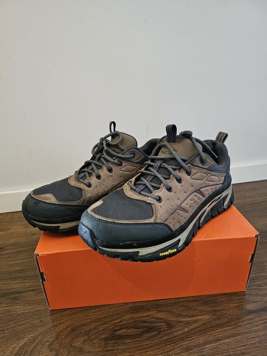 Buty Skechers Air-Cooled ArchFit Goodyear 44