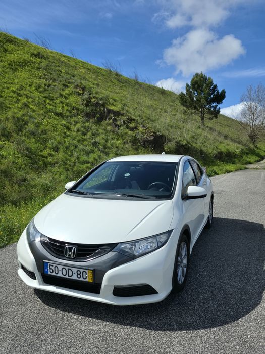 Honda Civic 1.4 i-VTEC Comfort | 95.000km | Fiabilidade Total