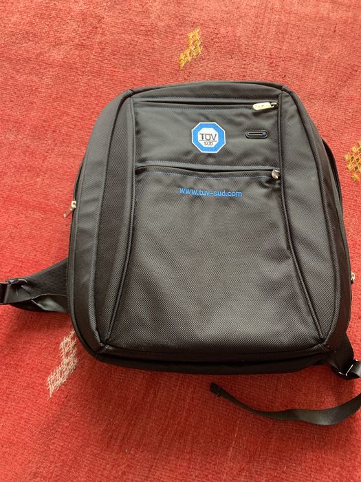 Mochila para computador. Nova