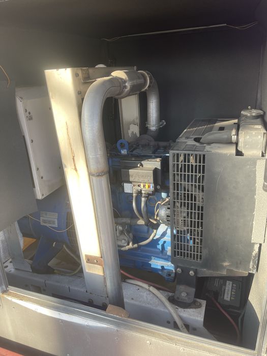 Генератор FG Wilson LH22 21.8 кВа. Обезшумлений, на причепі