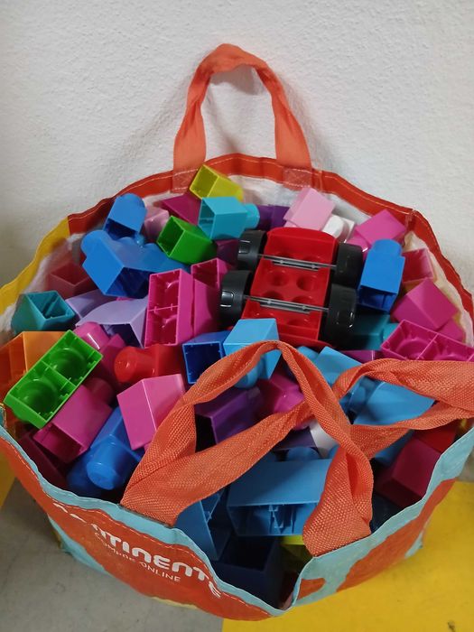 Lote de mega blocks como novos