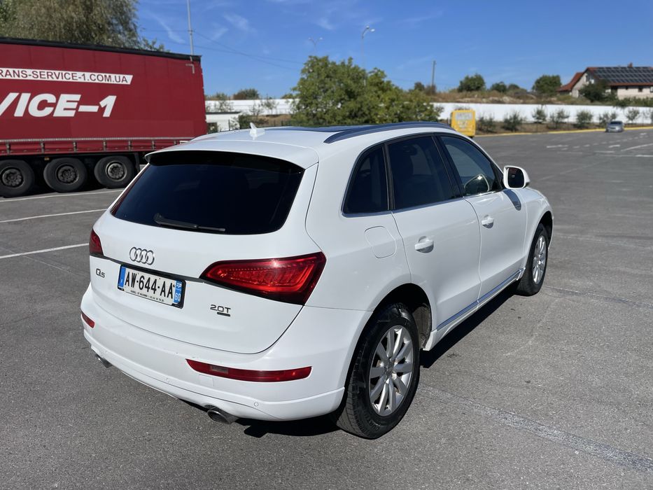 Продам audi q5 2014 quattro premium plus
