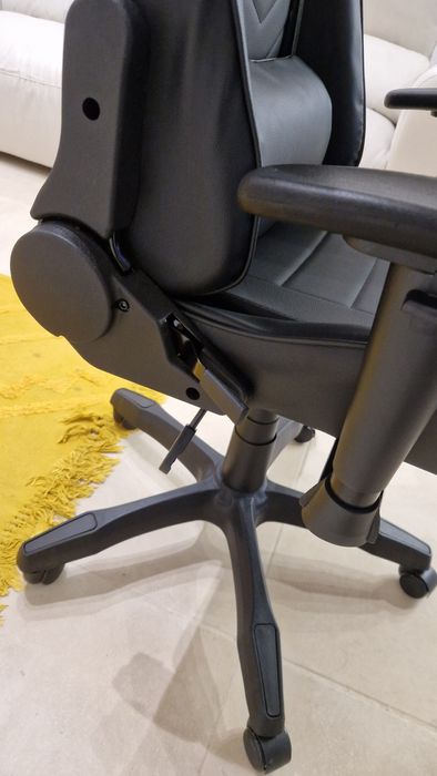 NOVA- Cadeira Gaming NPLAY