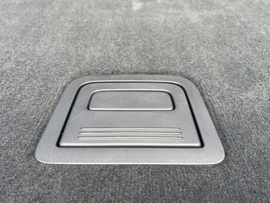 PODŁOGA BAGAŻNIKA płyta AUDI E-Tron 55 wykładzina OEM | 4KE861531