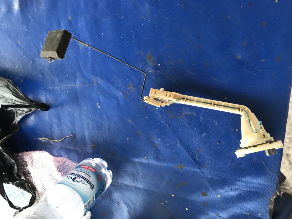 Датчик рівня палива, поплавок мерседес