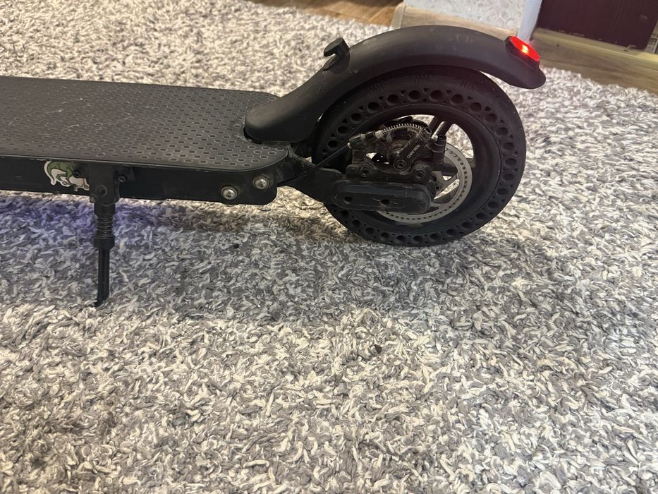 Електросамокат Like Bike One , хороший стан , потрібна заміна батареі