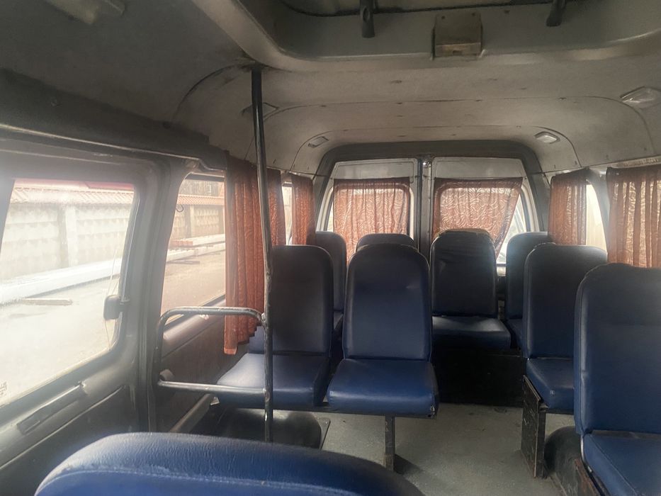 Продам газель бизнес 32213 2011года пасажирская