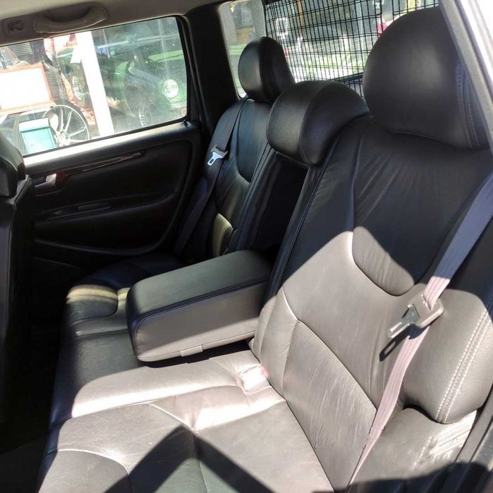 Carrinha Volvo V70 T5 turbo 250cv GPL 7€ 100km Ipo até 2018, distribuição completa e revisão em dia