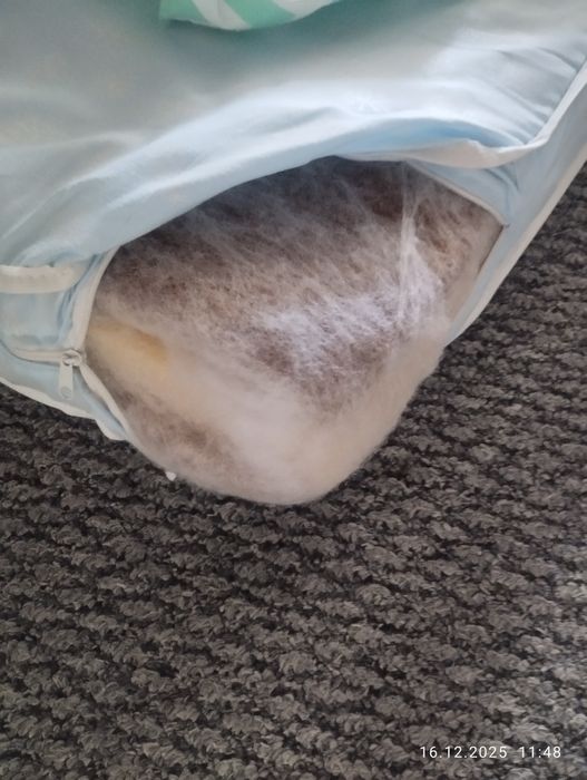 Дитяче ліжечко .