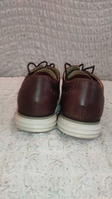 Чоловіче взуття - Cole Haan Чоловічі оксфорди