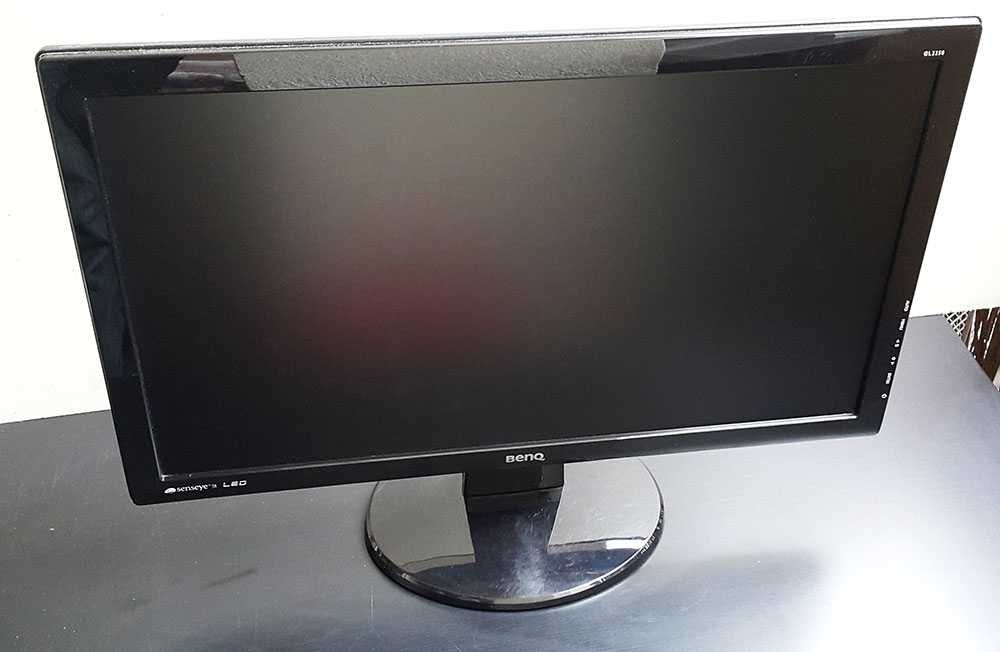 Komputer Dell Optiplex 760 Intel core 2duo Monitor 22" Benq GL2250-T