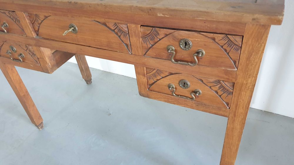 Escrivaninha de Meados do Século Passado em Madeira Maciça