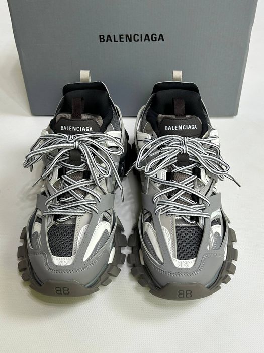 Balenciaga Track 2.0 grey траки баленсі баленсіага сірі кросівки кроссовки кеди 44 43 42 41