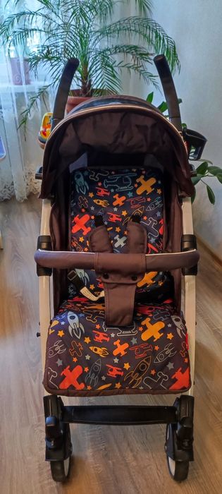 Прогулянкова коляска Carrello Allegro