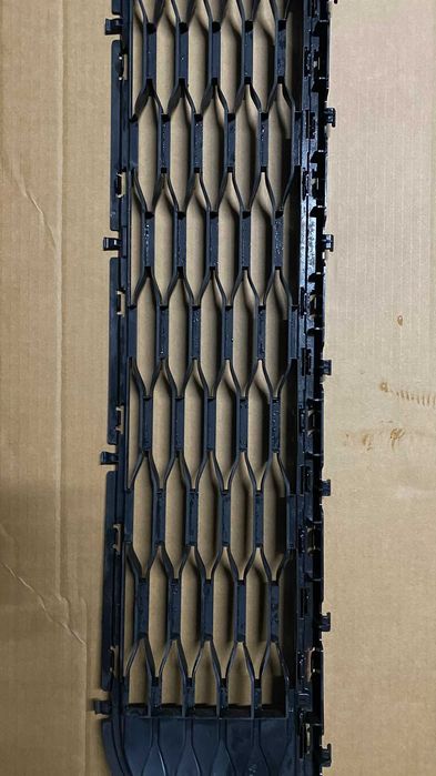 VW Golf 7 Facelift R-Line - Grade inferior do para-choque dianteiro