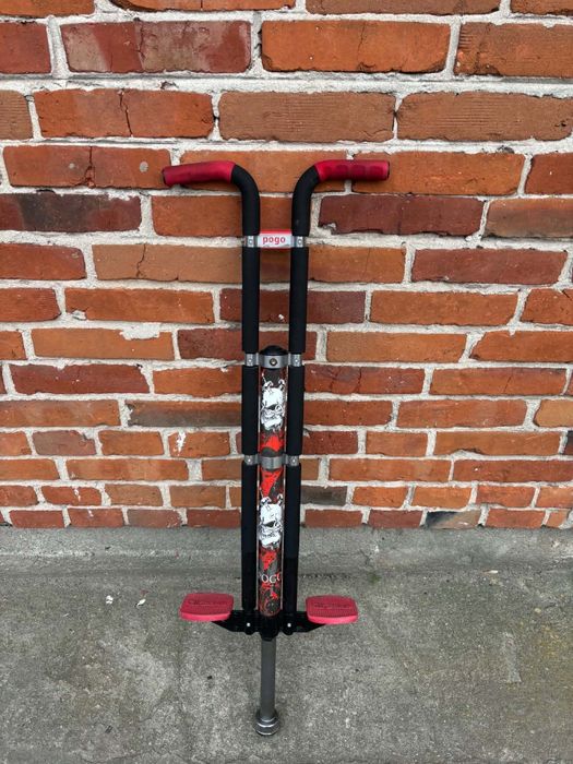 Skoczek pogo w dobrym stanie
