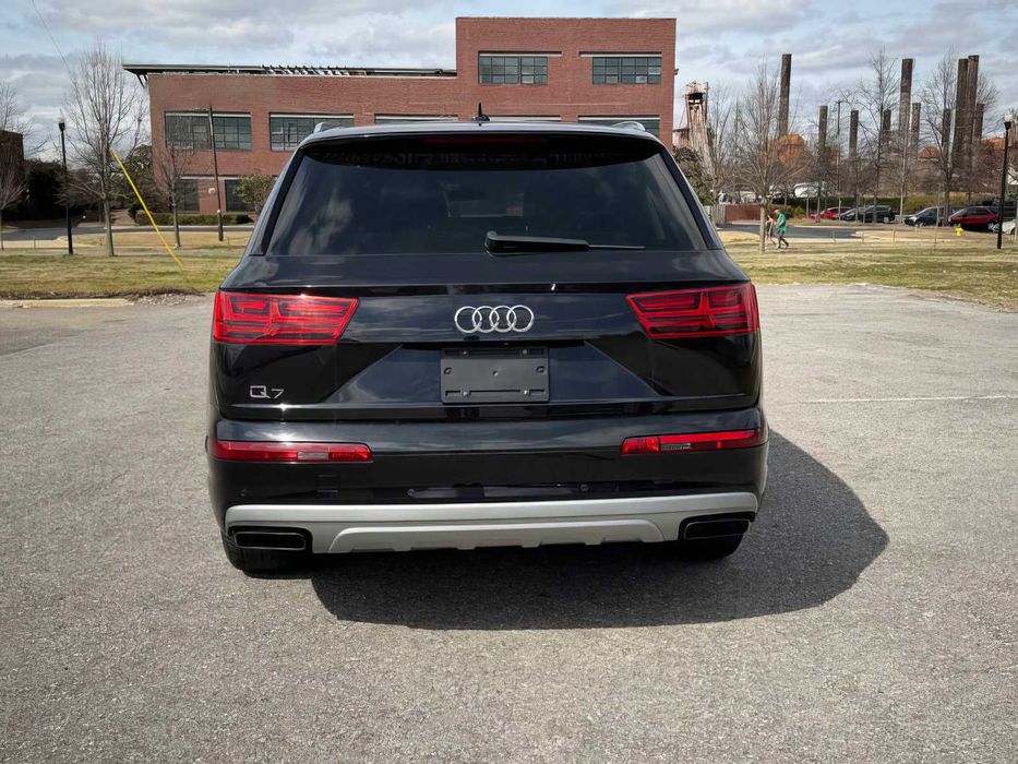 Audi Q7 quattro Premium 45 TFSI      2019
